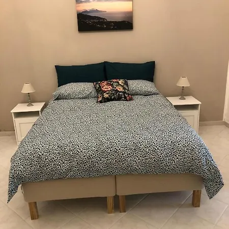 Maison De Lucia Holiday home *